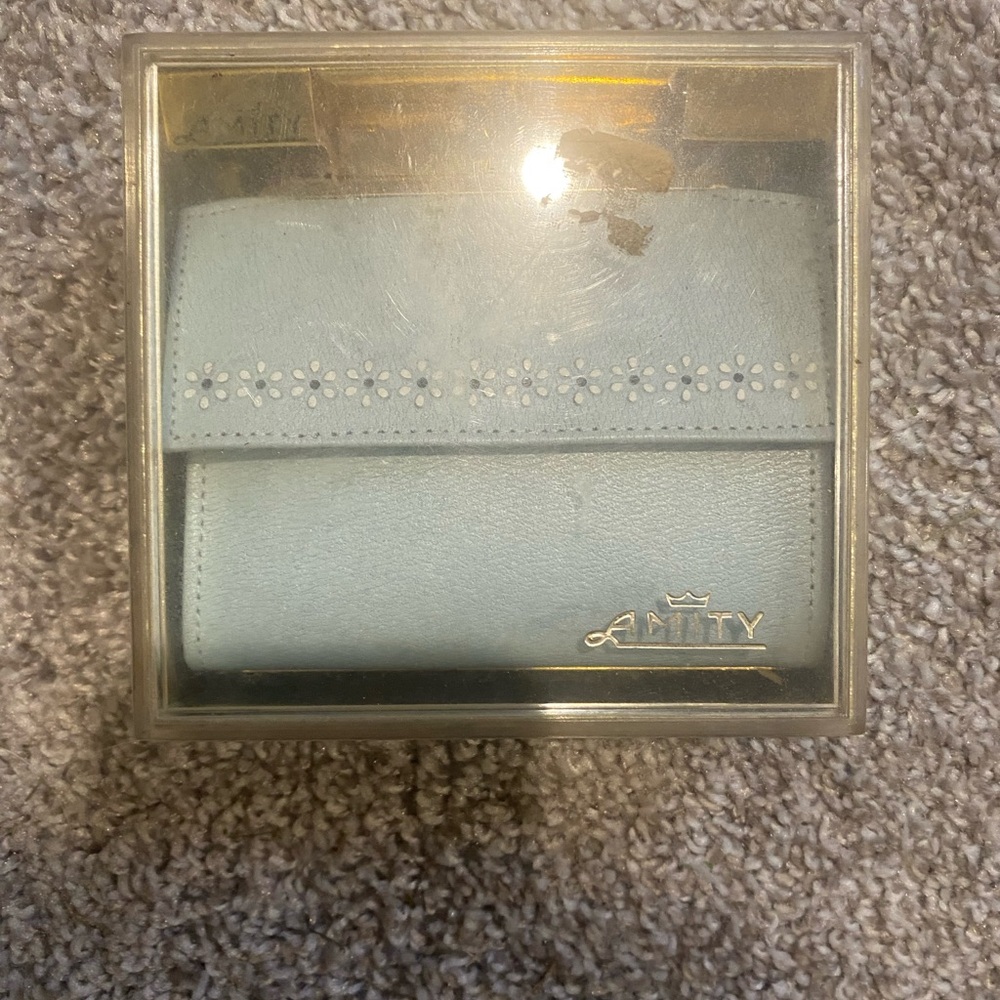 Ami Sky Blue Floral Key Holder